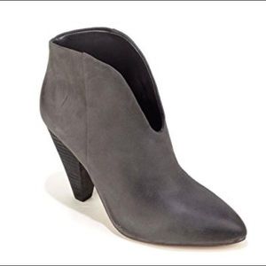 Vince camuto booties
